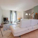 Les Lys Holiday home *