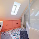 Holiday home Les Lys Saint-Julien-les-Villas
