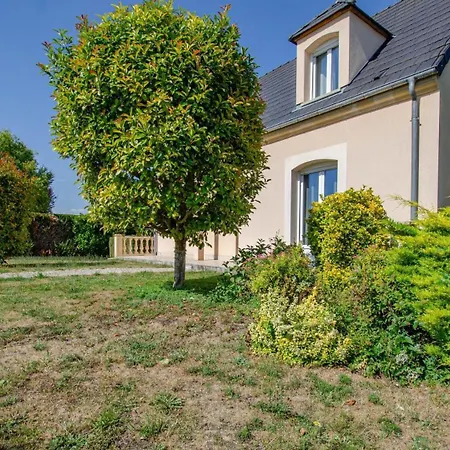 Les Lys Saint-Julien-les-Villas