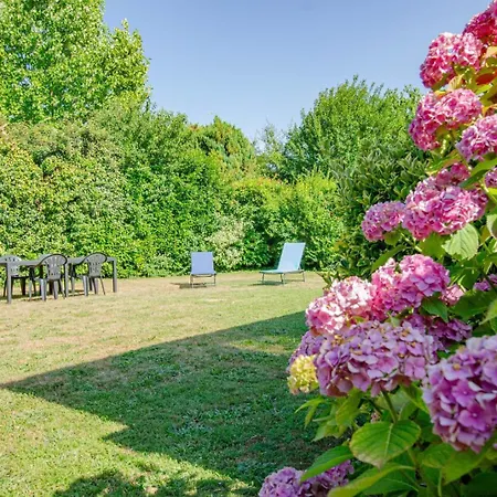 Les Lys 펜션 Saint-Julien-les-Villas